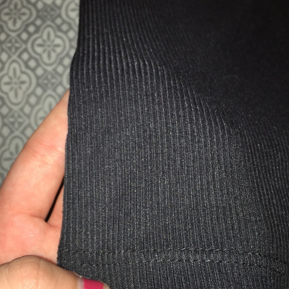 Short - Picture 2 of 4